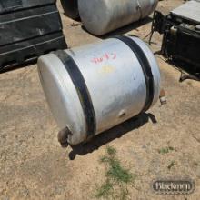 Hydraulic tank