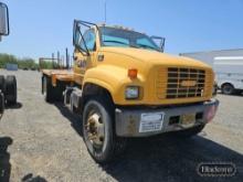 2001 CHEVROLET C8500 FLATBED TRUCK VIN: 1GBP7H1CXYJ525904