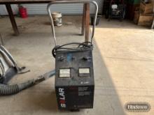 Solar Model 1560 Battery Charger
