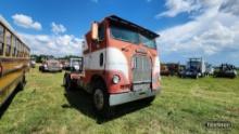WHITE FREIGHTLINER COE TRUCK TRACTOR,