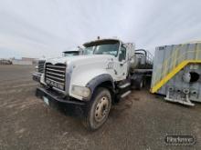 2009 Mack GU713 Vac Truck VIN:1M1AX09Y99M005552 - 401 SE 4th Street, Lindsay, Oklahoma 73052