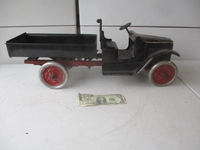 Buddy "L" Dump Truck 24 1/2"