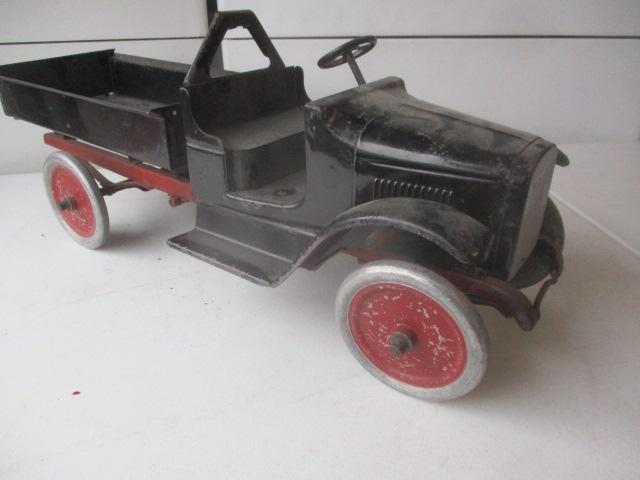 Buddy "L" Dump Truck 24 1/2"