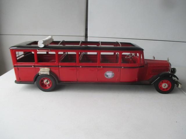 Glacier Park Transportation Bus, Retro 123,LLC. #053/125