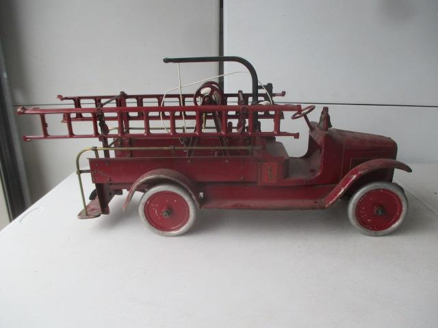 CFD Ladder Truck, Buddy L, Vintage 30"