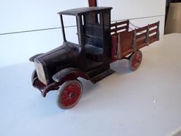 Buddy L Cargo/ Flatbed Type Truck 26"