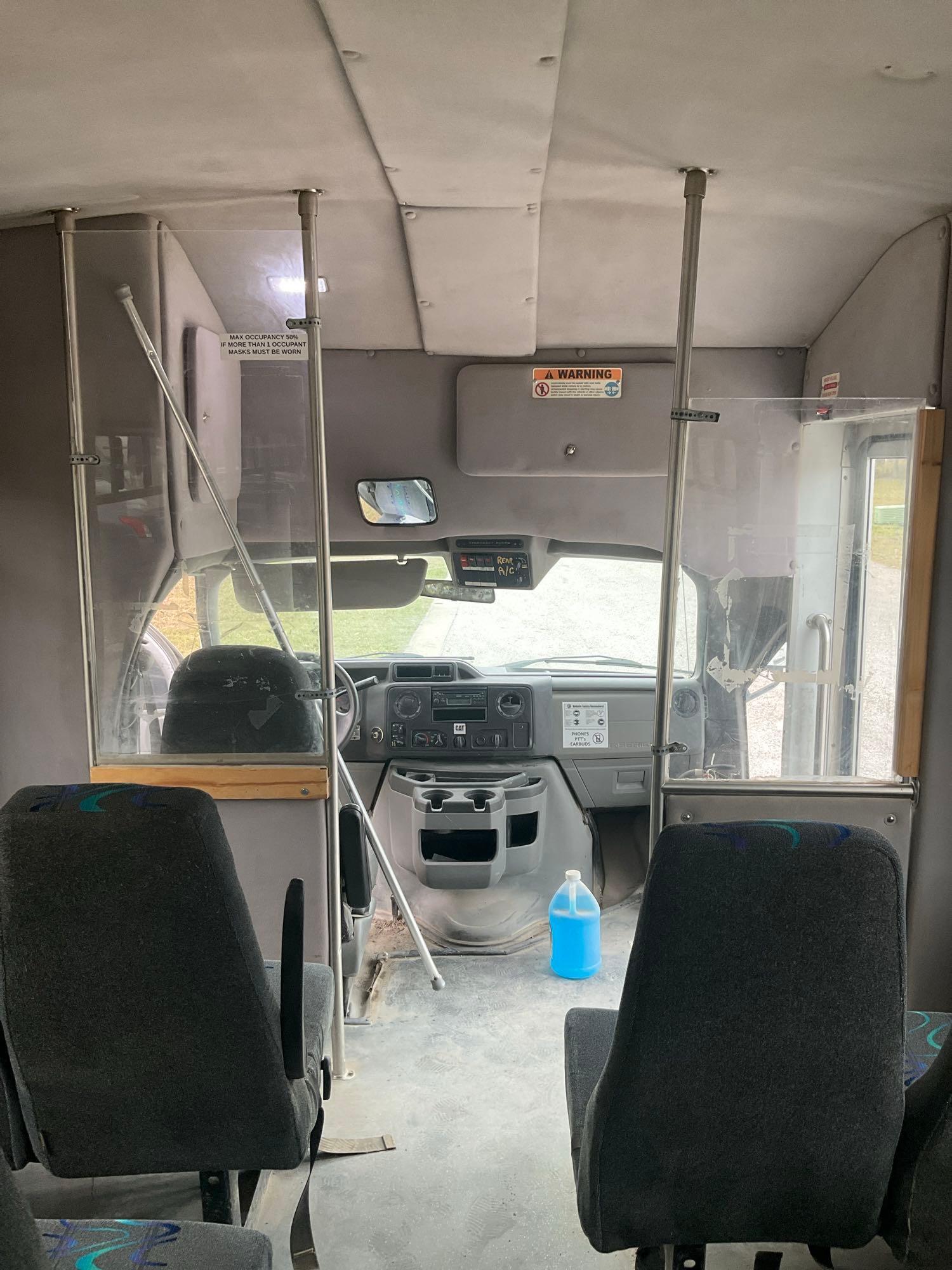 2018 FORD ECONOLINE 450 SHUTTLE BUS, GAS AUTOMATIC, 28 PASSENGER SEATING, APPROX 14500 GVWR,
