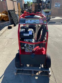 UNUSED 2023 MAGNUM 4000 SERIES GOLD HOT WATER PRESSURE WASHER,DIESEL GAS POWER