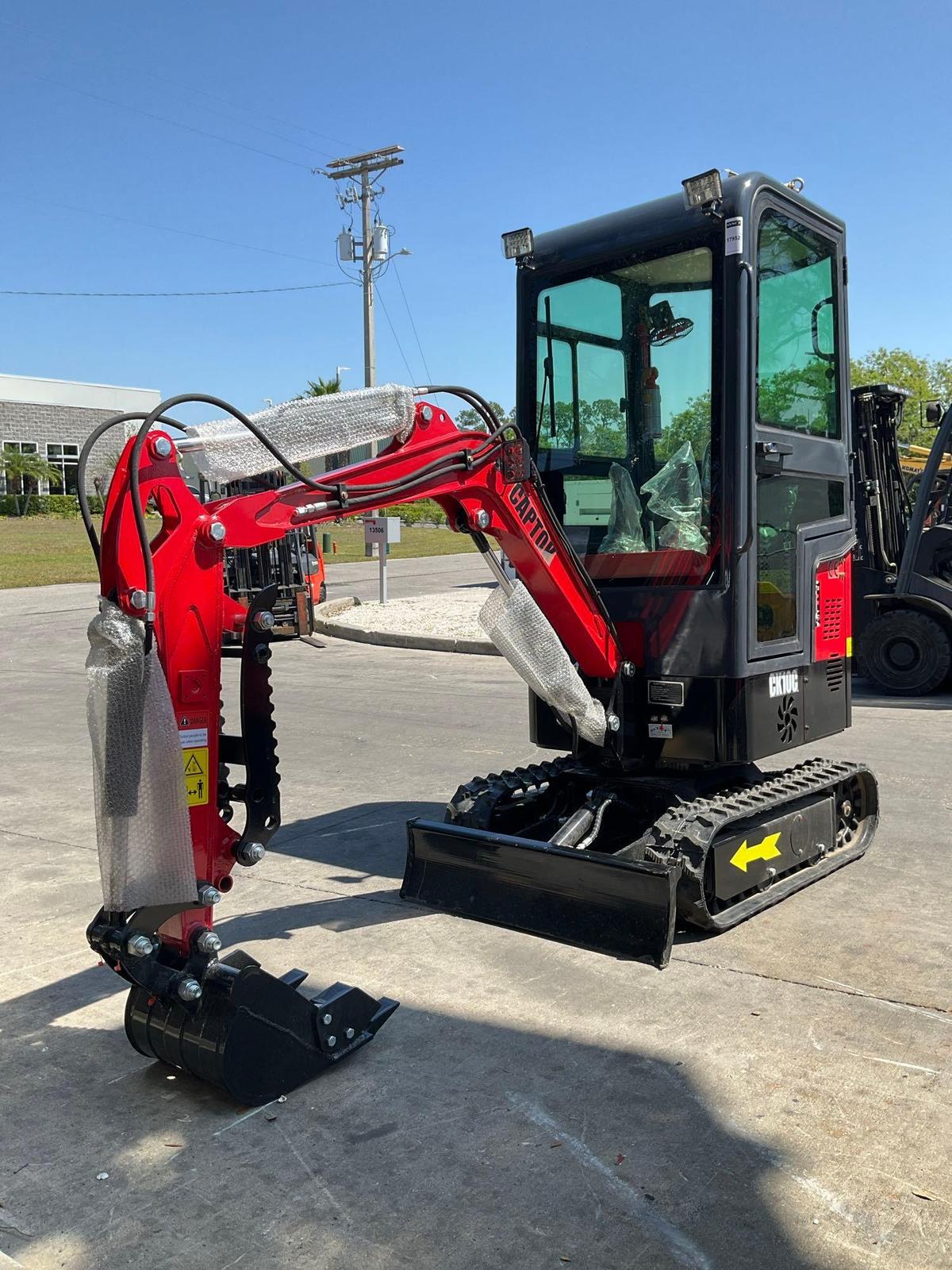 UNUSED 2024 CAPTOK MINI CRAWLER EXCAVATOR MODEL CK10C, GAS POWERED, ENCLOSED CAB, RUBBER TRACKS, ...