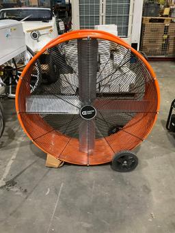 UNUSED 42" COMMERCIAL ELECTRIC  PORTABLE BARREL FAN