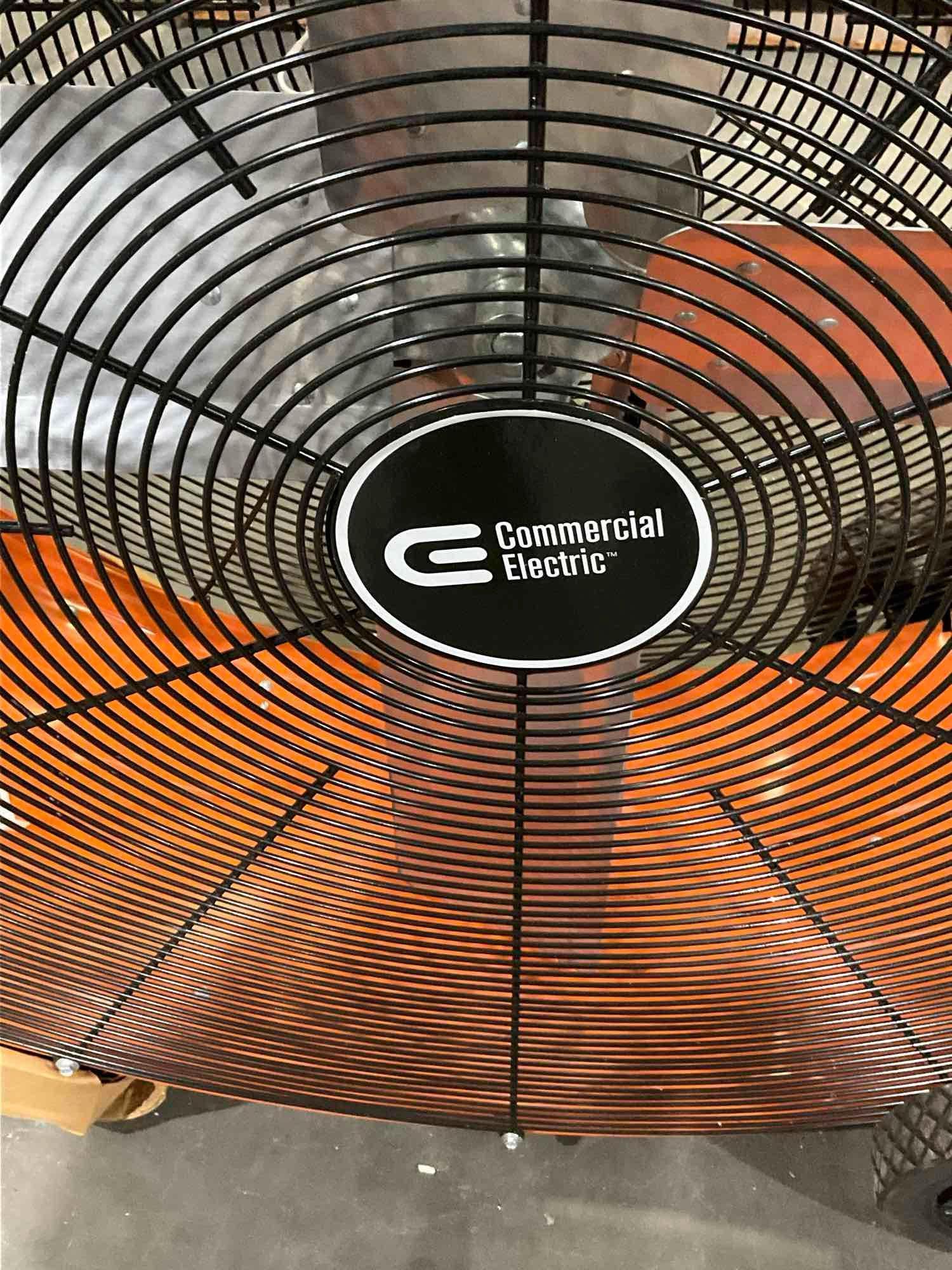 UNUSED 42" COMMERCIAL ELECTRIC  PORTABLE BARREL FAN