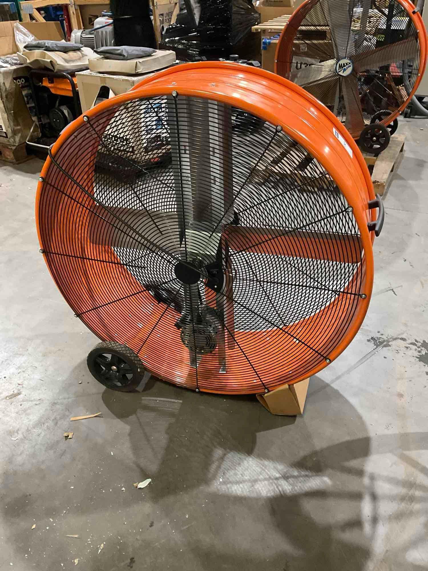 UNUSED 42" COMMERCIAL ELECTRIC  PORTABLE BARREL FAN