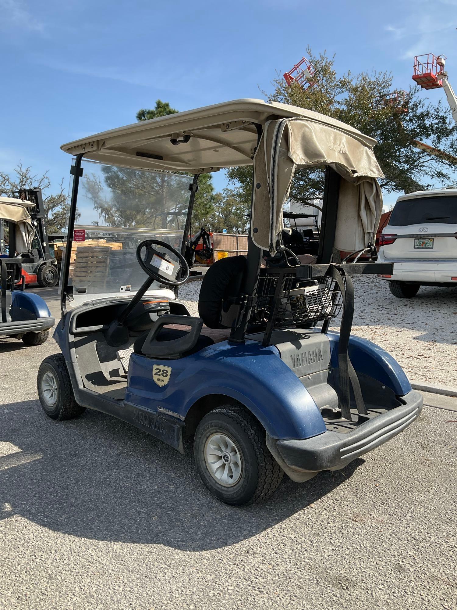 2015 YAMAHA GOLF CART MODEL YDREX5, ELECTRIC, 48VOLTS, BILL OF SALE ONLY , BATTERY CHARGER INCLUD...