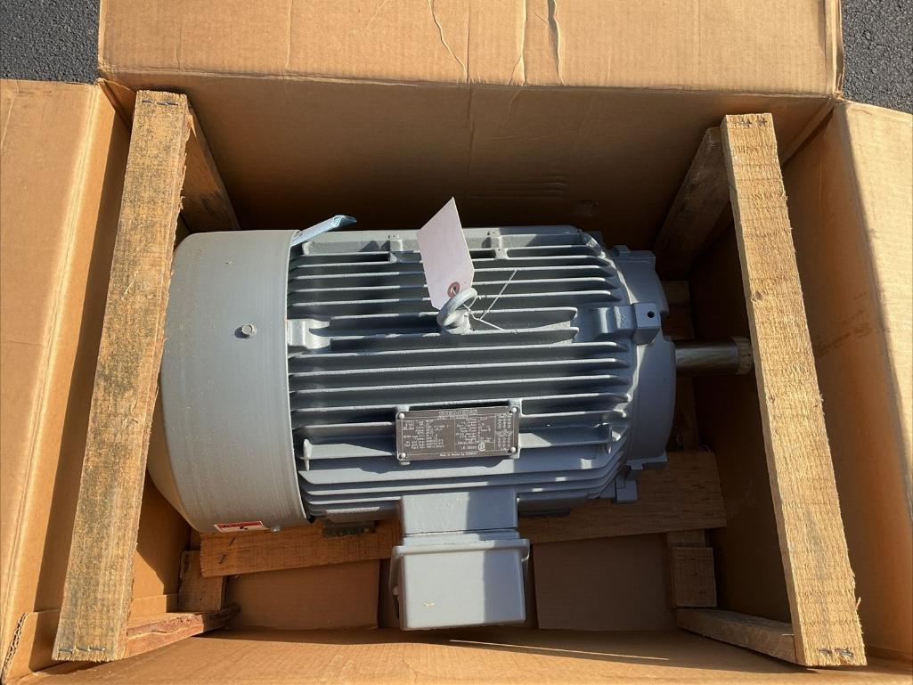 SIEMENS F99-TG02895-0001 INDUCTION MOTOR 20HP 460 V 46.0 AMP 3525 RPM