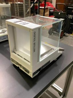METTLER TOLEDO PRECISION BALANCE MODEL XS1203S, APPROX 12 VOLTS, APPROX 2.25A