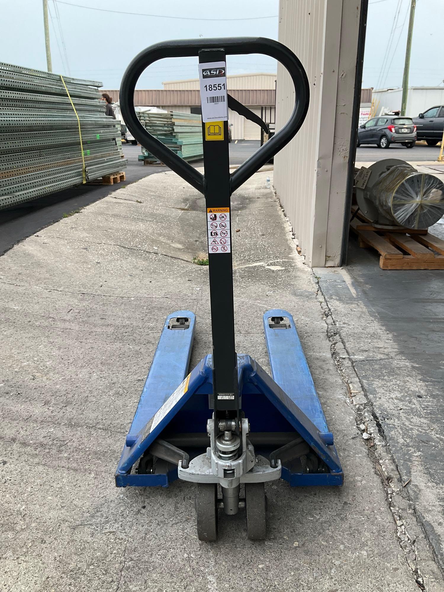 ULINE H7504 HYDRAULIC PALLET JACK, APPROX MAX CAPACITY 5500LBS