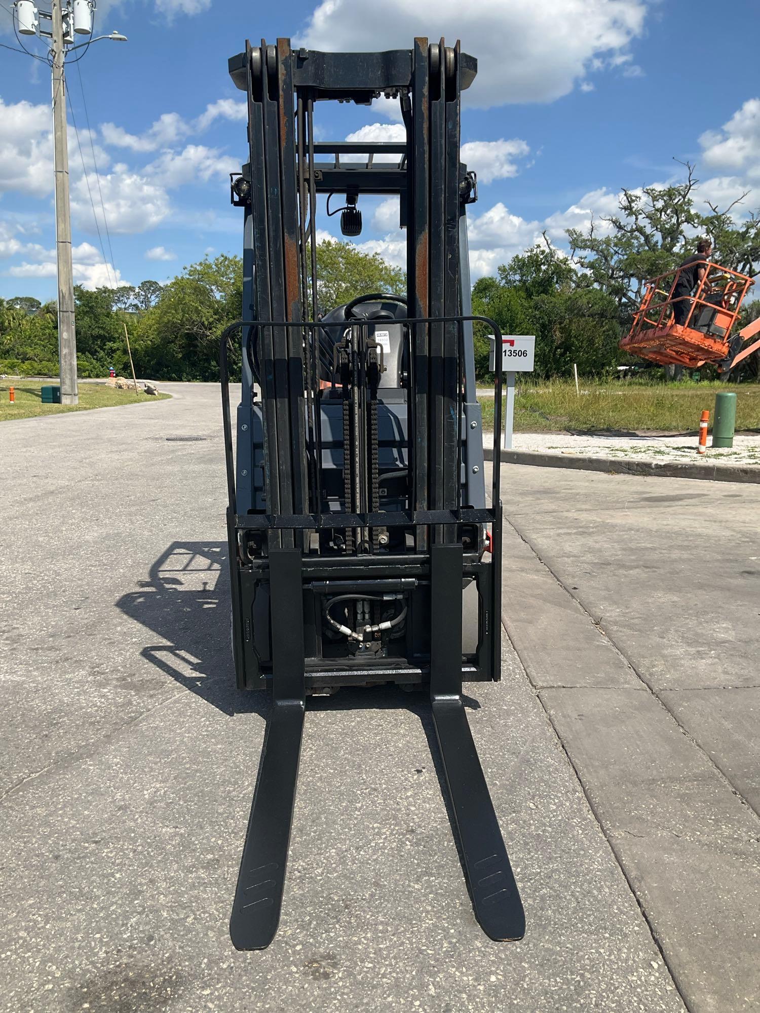 2019 TOYOTA FORKLIFT MODEL 8FGCU15, LP POWERED, APPROX MAX CAPACITY 2500, MAX HEIGHT 189in, TILT,