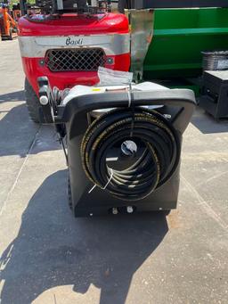 UNUSED POWERTRAIN HOT WATER PRESSURE WASHER MODEL PT-2203HW, DIESEL, MAX PSI 2200,... HOSE & WAND...