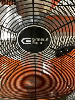 UNUSED 42" COMMERCIAL ELECTRIC PORTABLE BARREL FAN