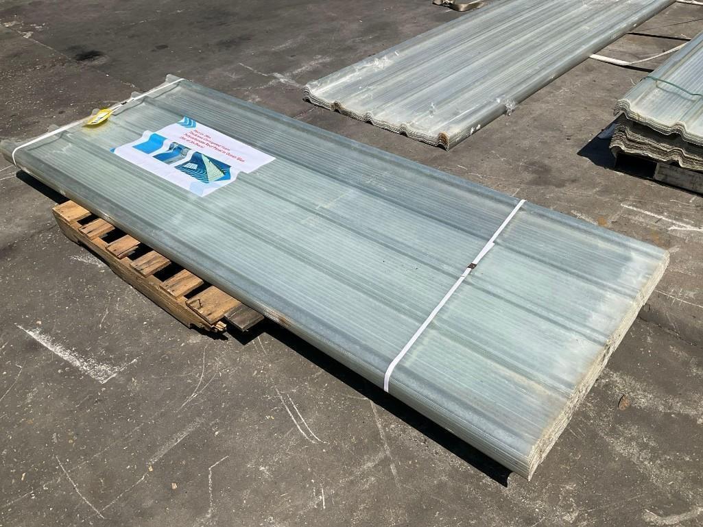 UNUSED POLYCARBONATE ROOF PANEL , THICKNESS CORRUGATED FOAM, APPROX 95" L x 28" , APPROX 30 PIECE (