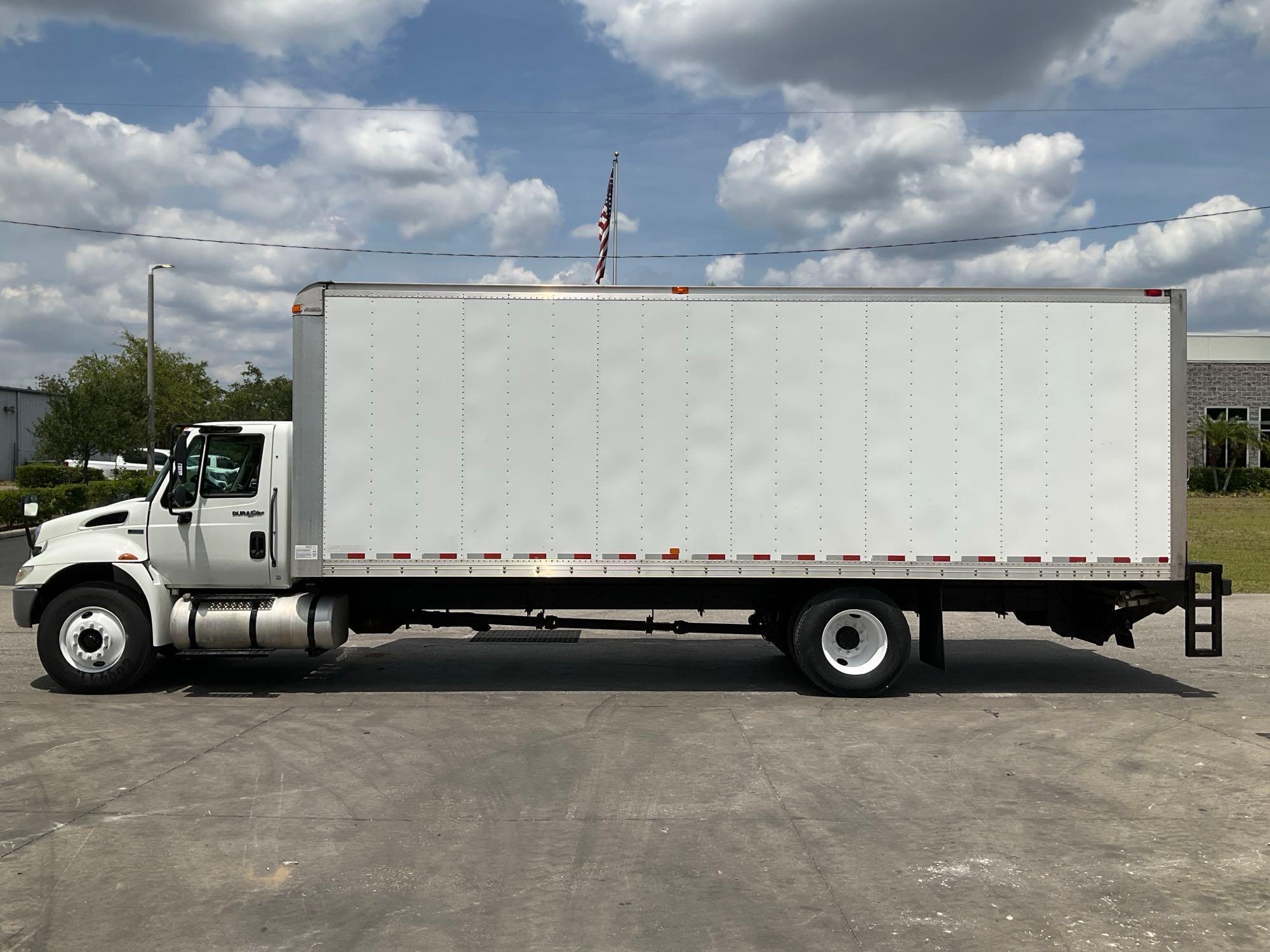 2014 INTERNATIONAL DURASTAR 4300M7 SBA 4X2 BOX TRUCK, DIESEL,...APPROX GVWR 25,999...LBS,...ETRAC...