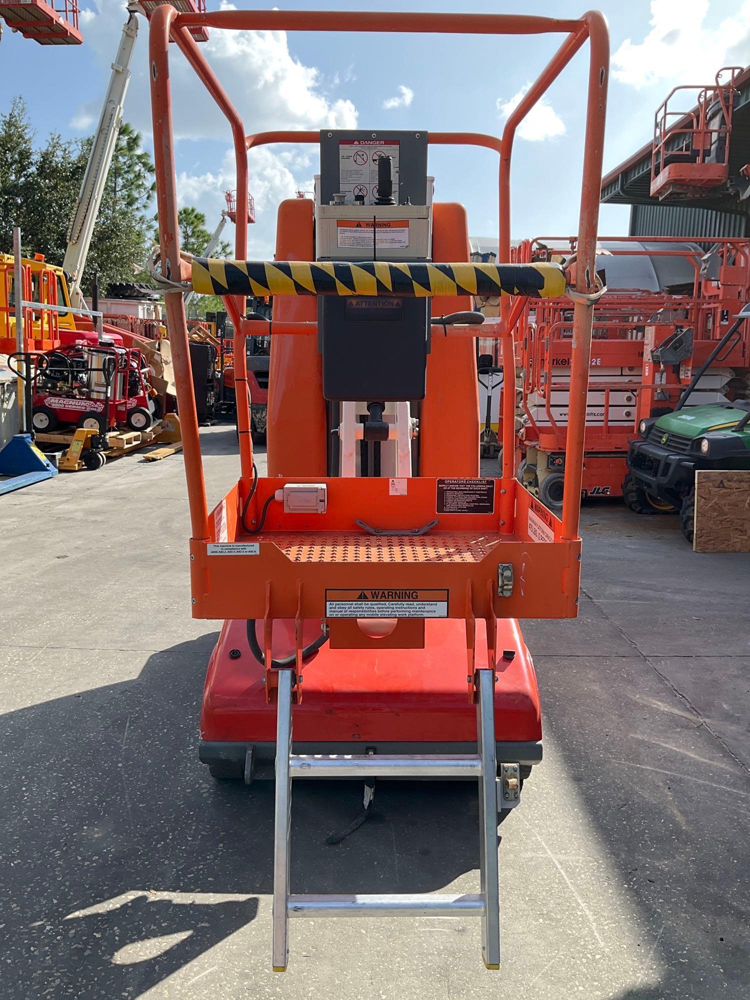 SNORKEL BOOM LIFT MODEL MB26J, ELECTRIC, APPROX MAX PLATFORM HEIGHT 26FT