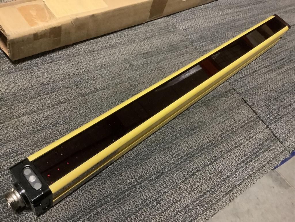 BANNER MSXLHDE2412Y LIGHT CURTAIN EMITTER