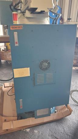 DYNA MECHTRONICS KNEE MILL MODEL EM3116 , APPROX TOTAL WATTAGE 5KW, APPROX SUPPLY 220V...