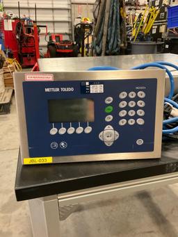 METTLER TOLEDO IND560X-HARSH HOPPER SCALE WITH ARCONIC POWER SUPPLY APPROX 120V , 20A