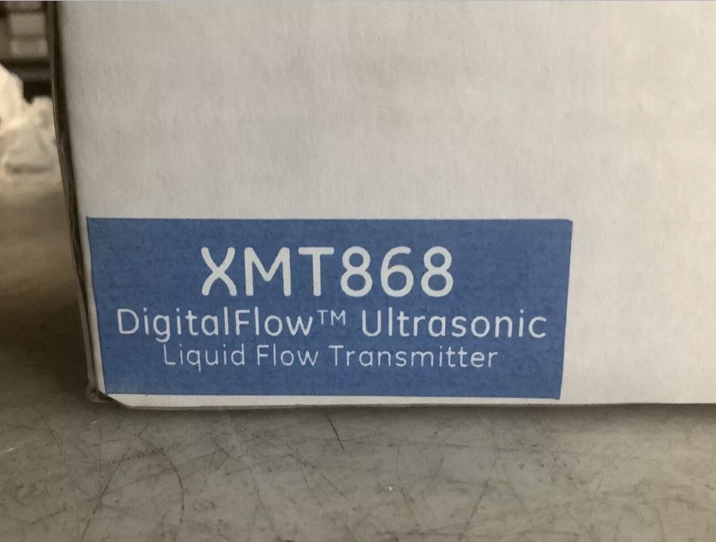 GE XMT868-1-11-TA-0011 PANAMETRICS ULTRASONIC LIQUID FLOW TRANSMITTER W/ MANUALS