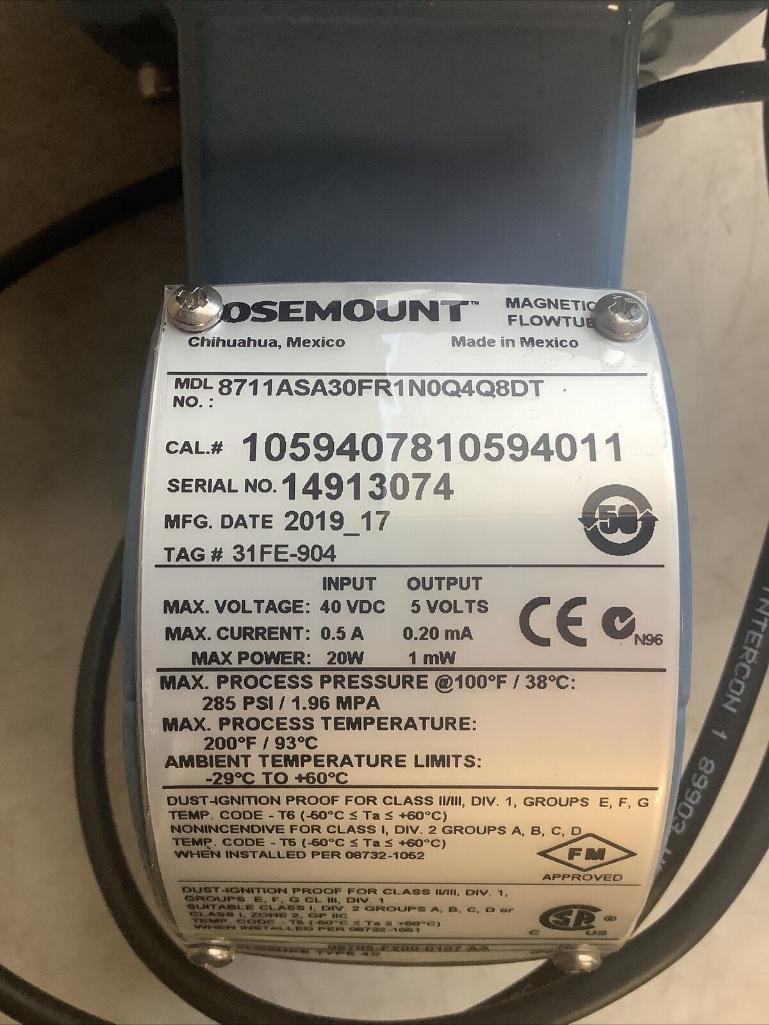 ROSEMOUNT 8711 8700 WFAFER TRANSMITTER 8711ASA30FR1N0Q4Q8DT MAGNETIC FLOWTUBE