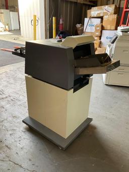 MOORE PRESSURE SEALER MODEL 4100, APPROX 110/120 VOLTS, APPROX 60HZ, APPROX 4 AMPS