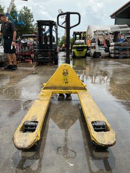 TOTAL SOURCE...STANDARD HYDRAULIC PALLET JACK, MAX CAPACITY 5500LBS