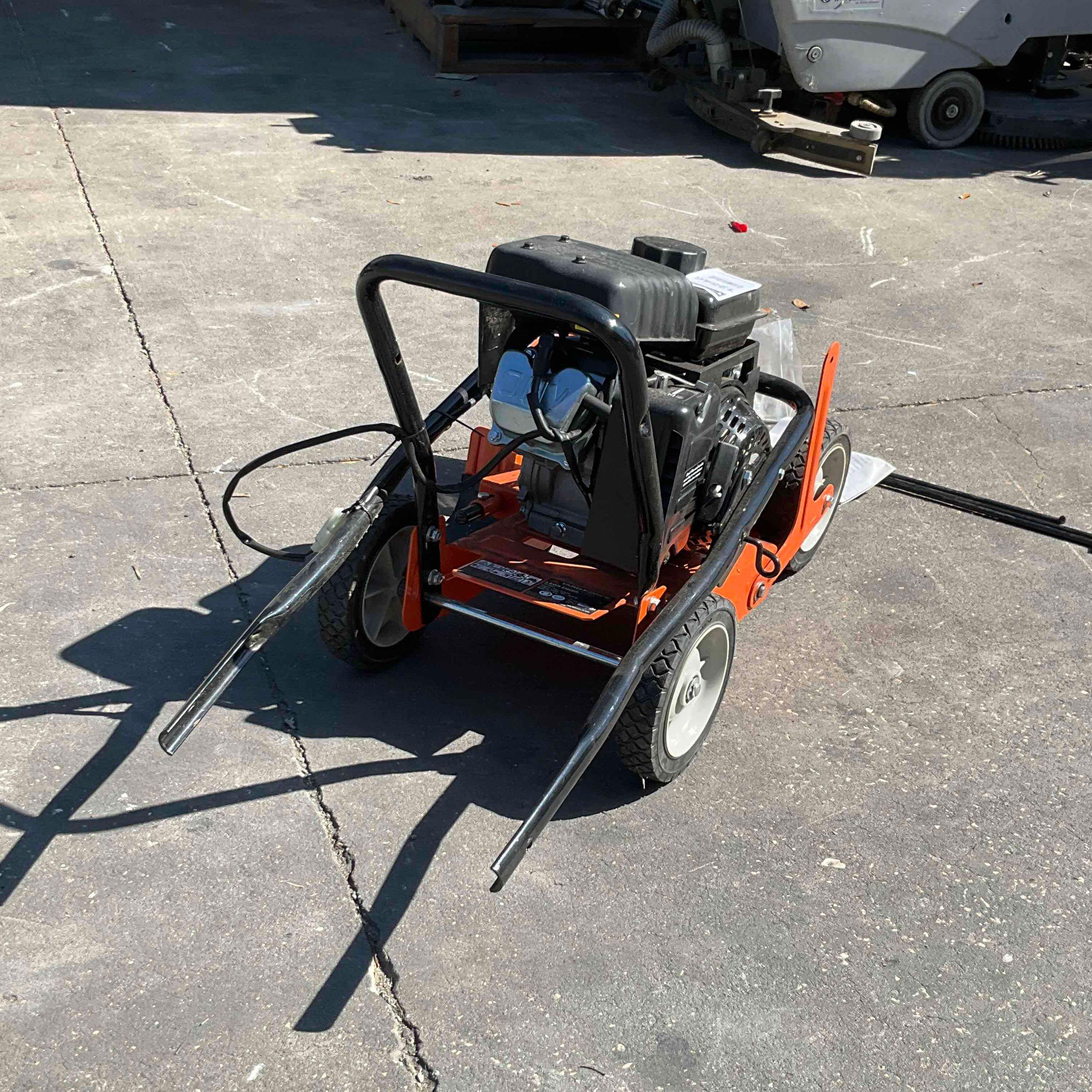 YARD FORCE LAWN EDGER MODEL YF7302, GAS POWERED,... APPROX CUTTING DEPTH -2.5 - 0.75, APPROX 9IN ...