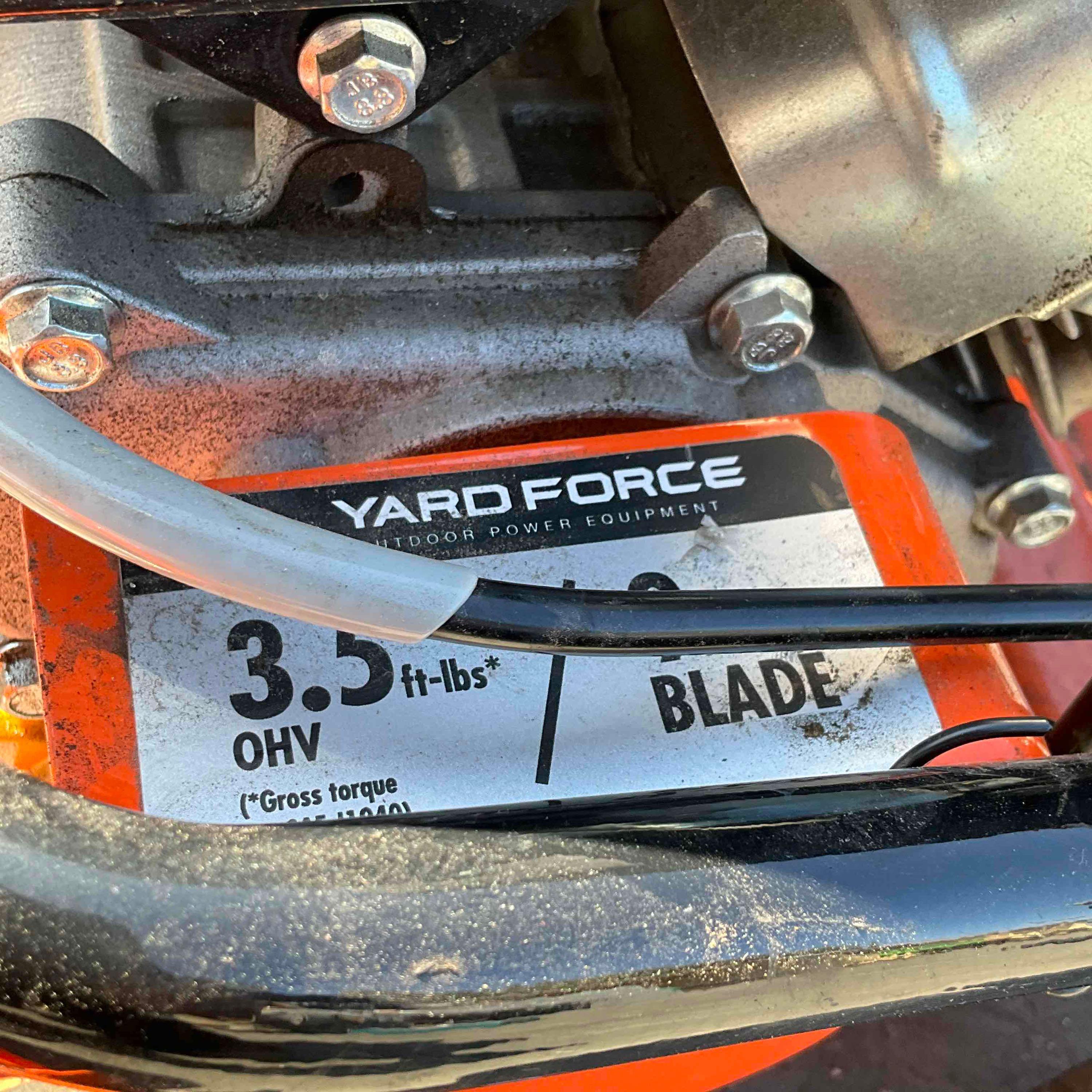 YARD FORCE LAWN EDGER MODEL YF7302, GAS POWERED,... APPROX CUTTING DEPTH -2.5 - 0.75, APPROX 9IN ...