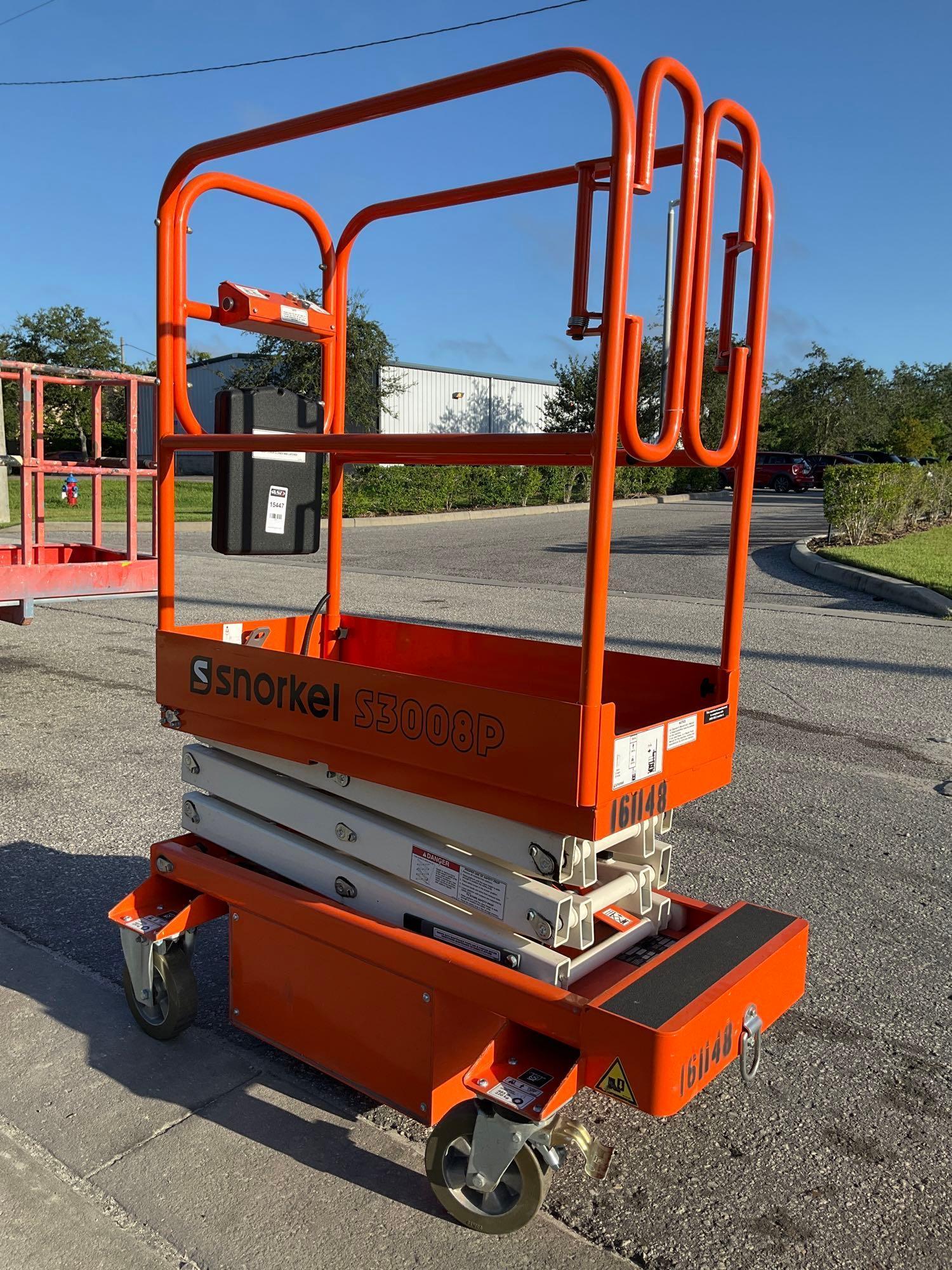 2015 SNORKEL SCISSOR LIFT MODEL S3008P, ELECTRIC, APPROX MAX PLATFORM HEIGHT 8FT, BUILT IN BATTERY