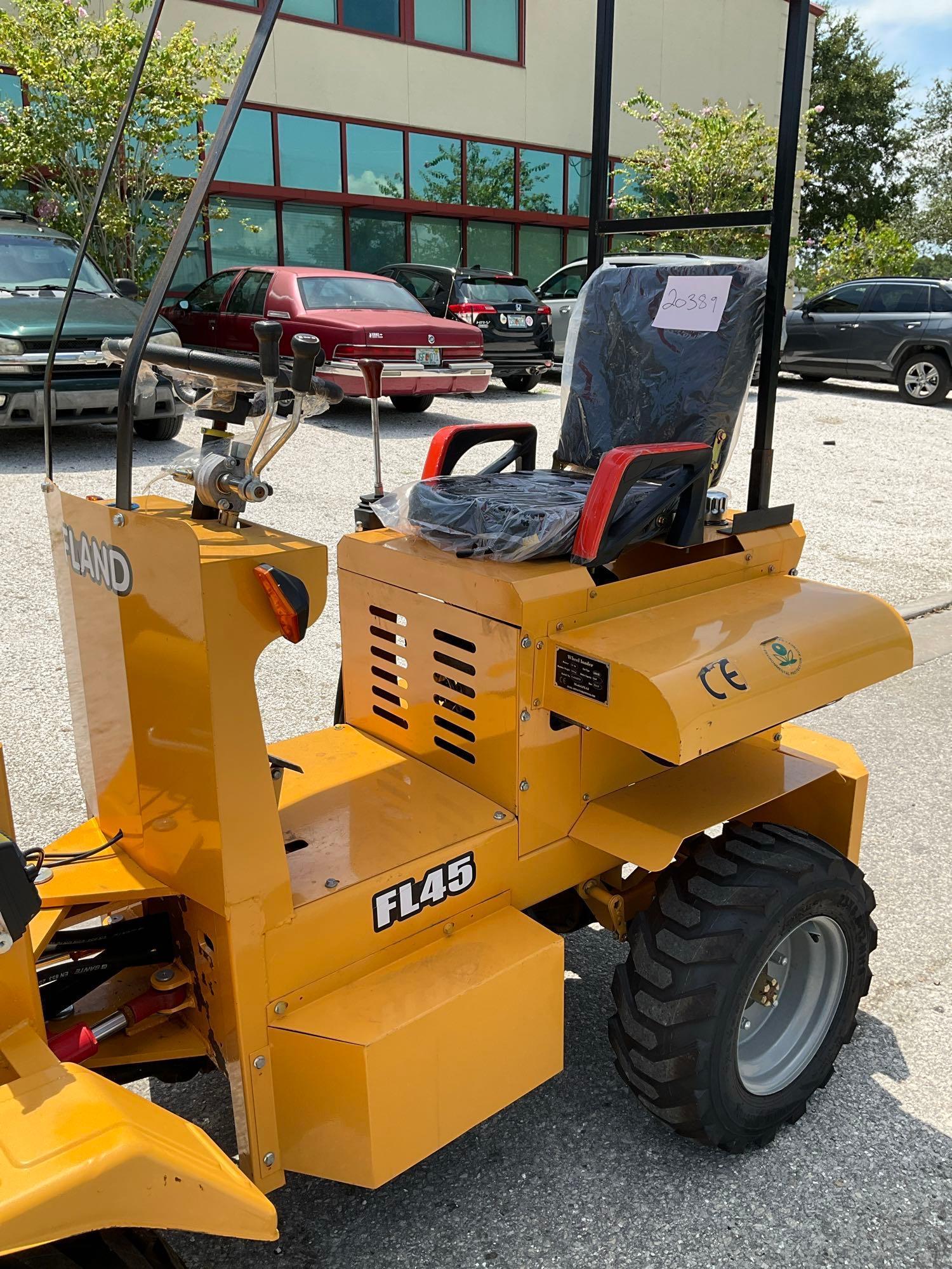 2024 FLAND FL45 WHEEL LOADER, GAS POWERED, BUCKET APPROX 40in W, RUNS & OPERATES...