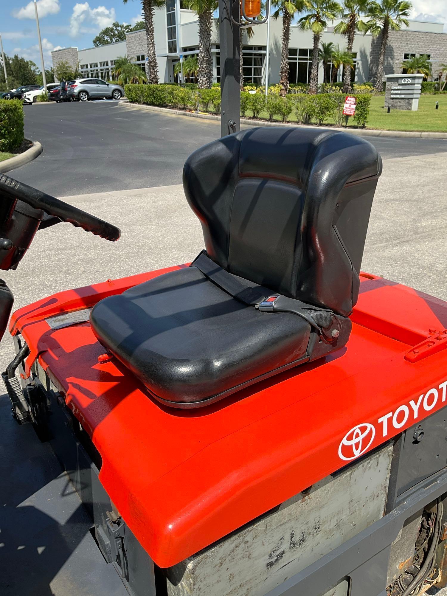 TOYOTA FORKLIFT MODEL 5FBE15, ELECTRIC, APPROX MAX CAPACITY 2800, MAX HEIGHT 107IN, TILT, SIDE SH...