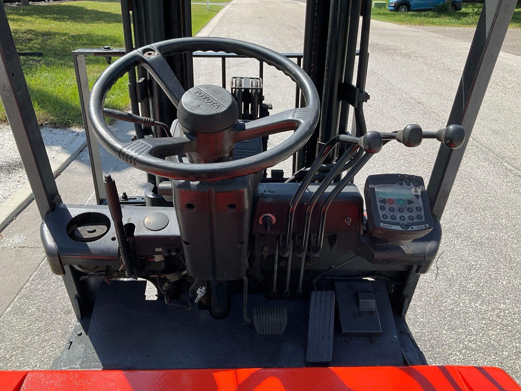 TOYOTA FORKLIFT MODEL 5FBE15, ELECTRIC, APPROX MAX CAPACITY 2800, MAX HEIGHT 107IN, TILT, SIDE SH...