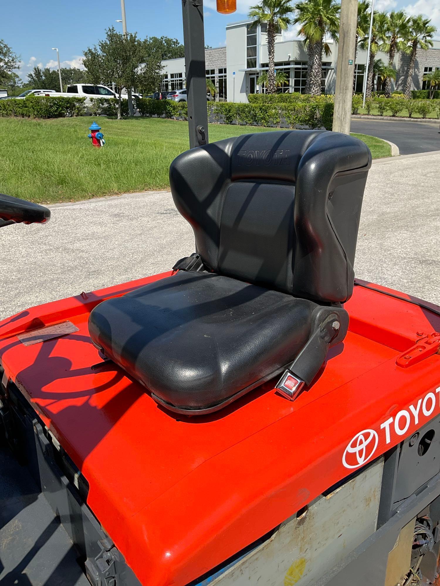 TOYOTA FORKLIFT MODEL 5FBE15, ELECTRIC, APPROX MAX CAPACITY 2800, MAX HEIGHT 107IN, TILT, SIDE SH...