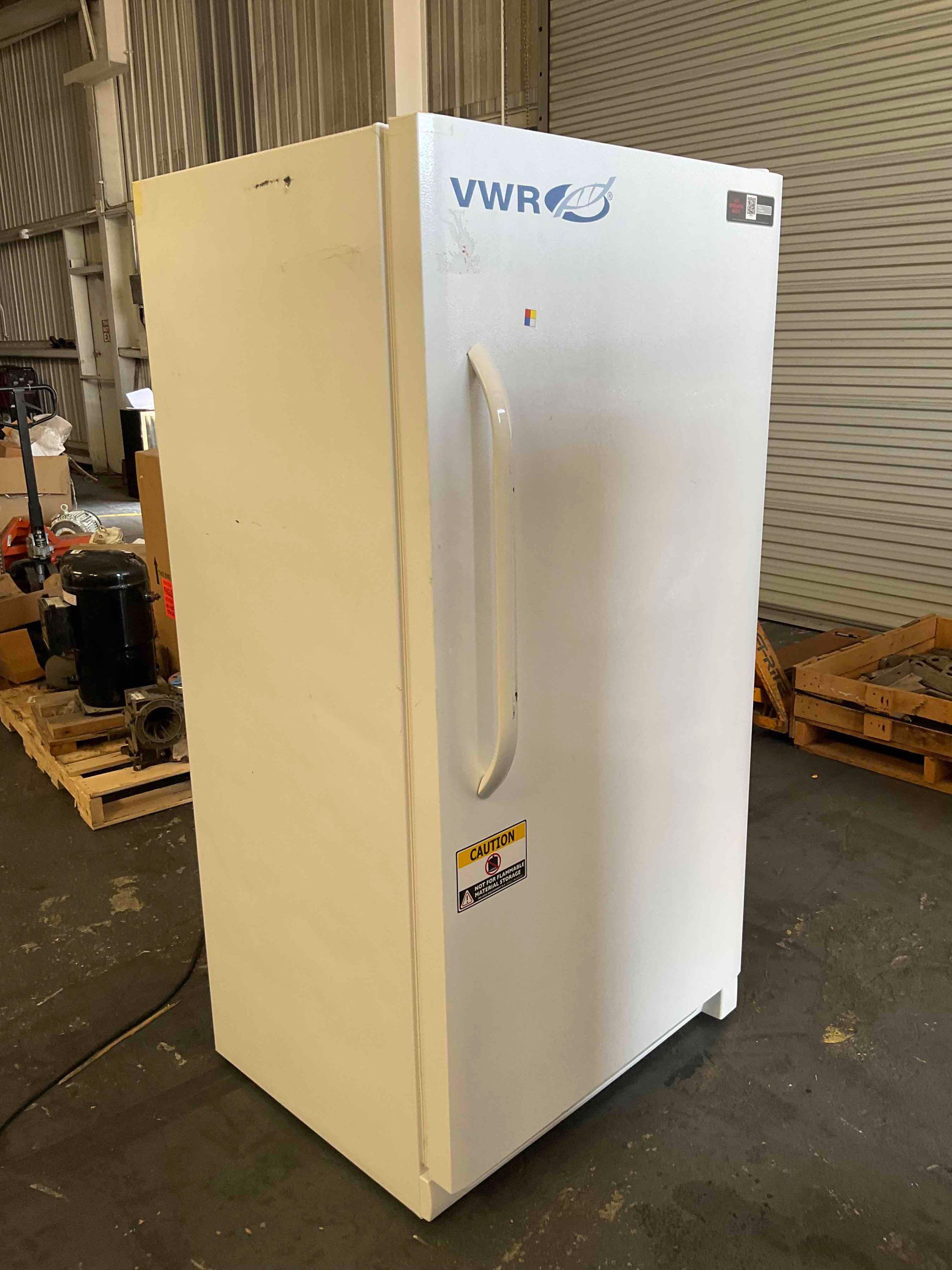 VWR REFRIGERATOR MODEL SCGP-1804; 115 V, 5.0 A, 60 HZ, 1 PHASE