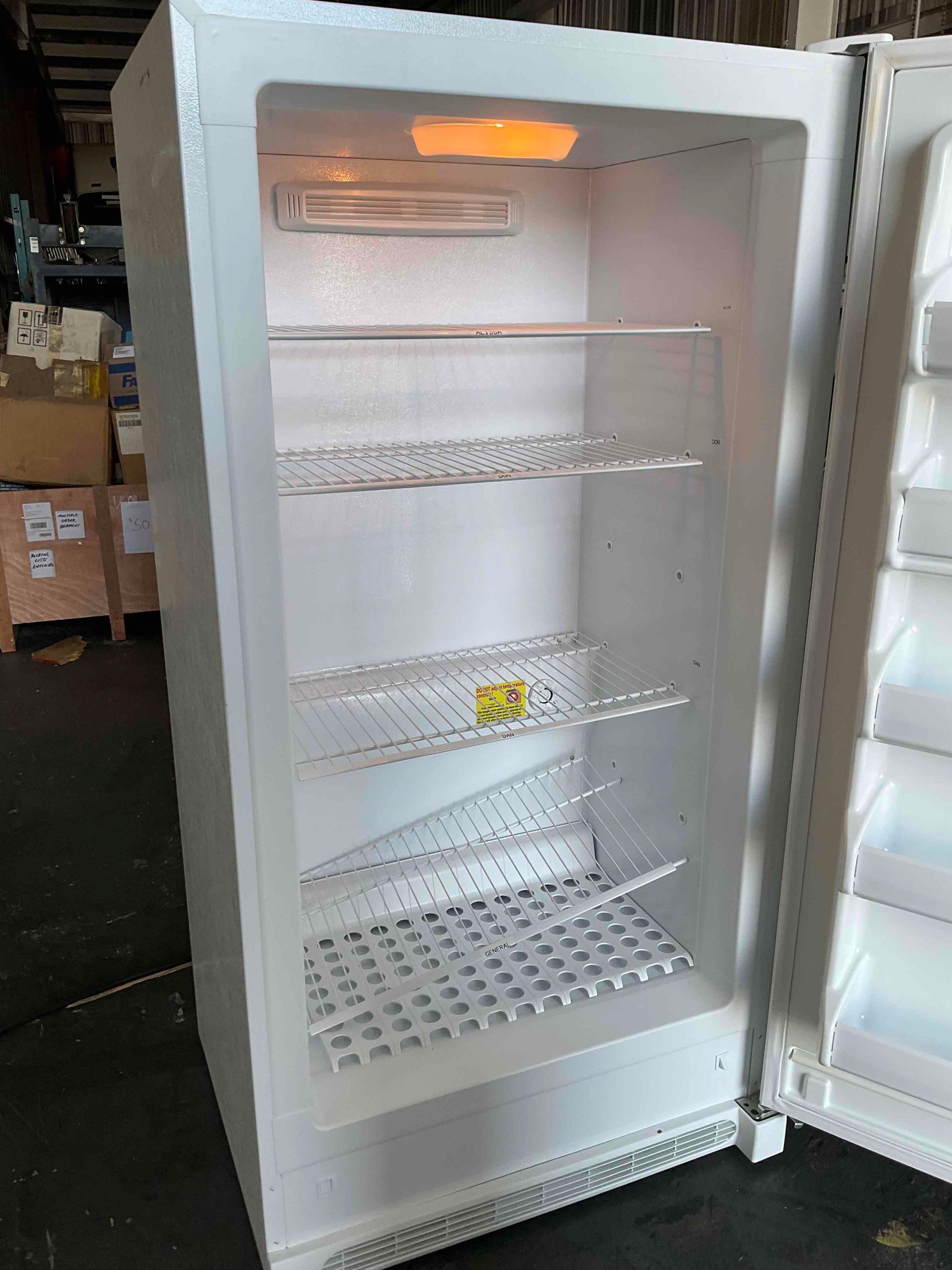 VWR REFRIGERATOR MODEL SCGP-1804; 115 V, 5.0 A, 60 HZ, 1 PHASE