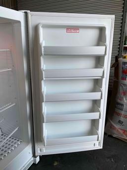 VWR REFRIGERATOR MODEL SCGP-1804; 115 V, 5.0 A, 60 HZ, 1 PHASE