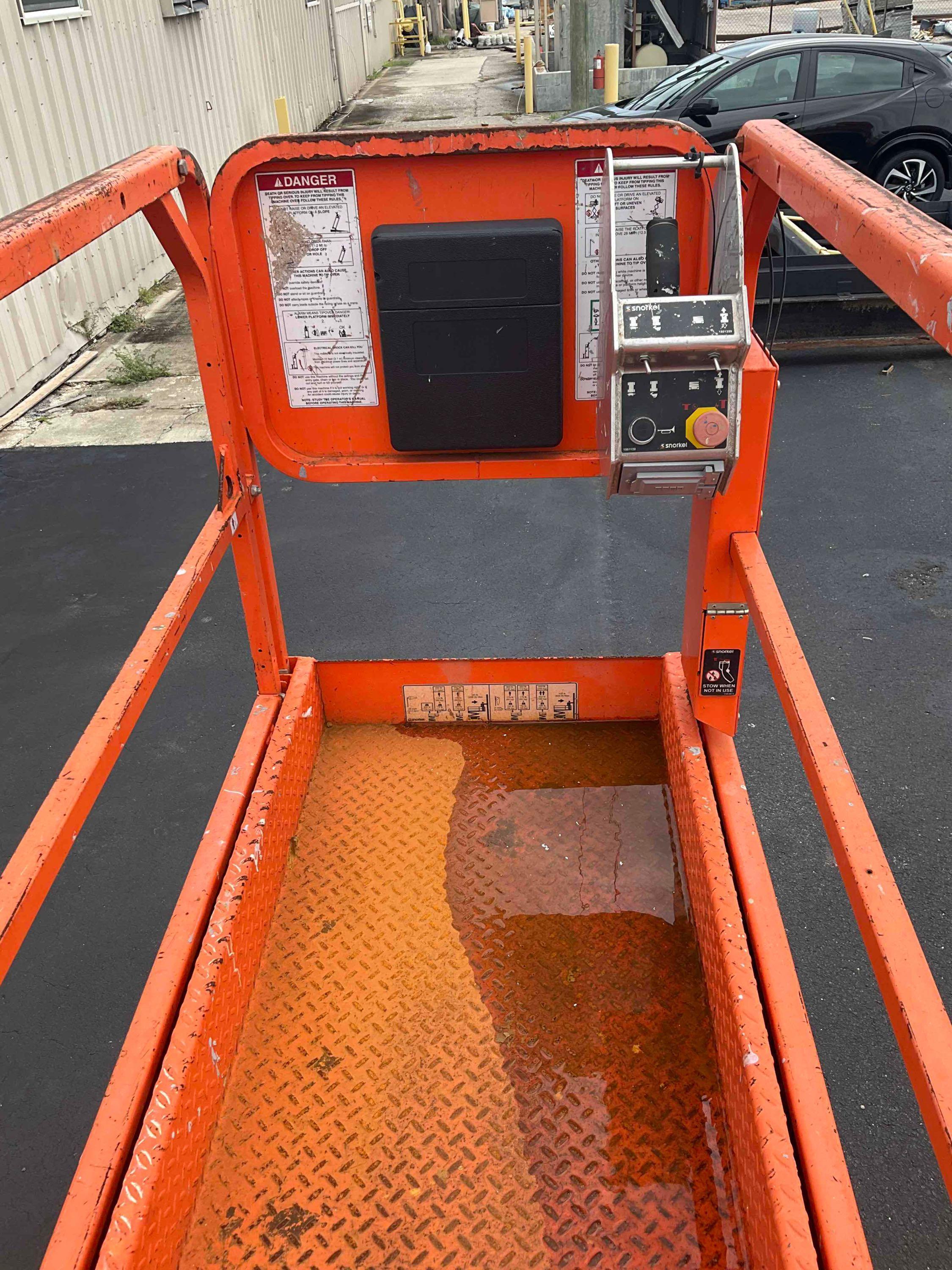 2018 SNORKEL SCISSOR LIFT MODEL S3219E ANSI , ELECTRIC, APPROX MAX PLATFORM HEIGHT 19FT, NON MARK...