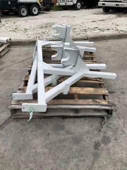 ( 2 ) HEAVY DUTY EQUIPMENT POLE RACKS FOR TRUCKS, APPROX 70" EACH