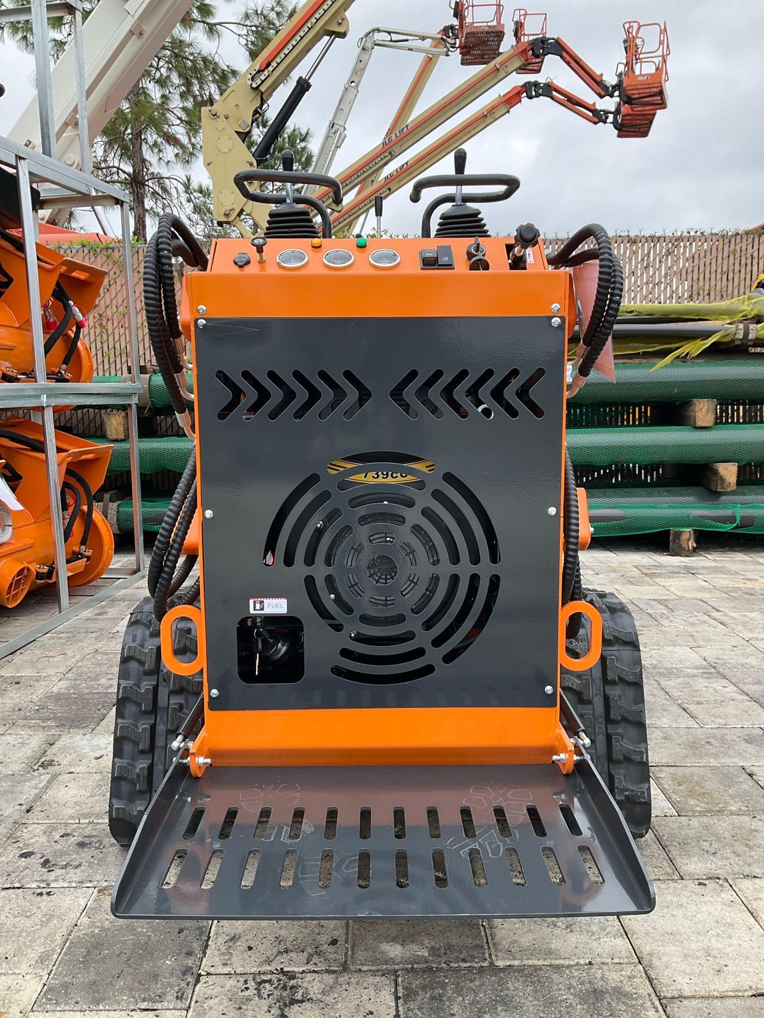 UNUSED LANDHONOR MINI SKID STEER LOADER MODEL LDH-HT-380, GAS POWERED, ELECTRIC START, RUBBER TRA...