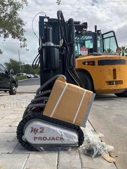 ( 1 ) UNUSEDPROJACK M2 TRAILER DOLLY, ELECTRIC , RUBBER TRACKS, REMOTE & TOOLS INCLUDED