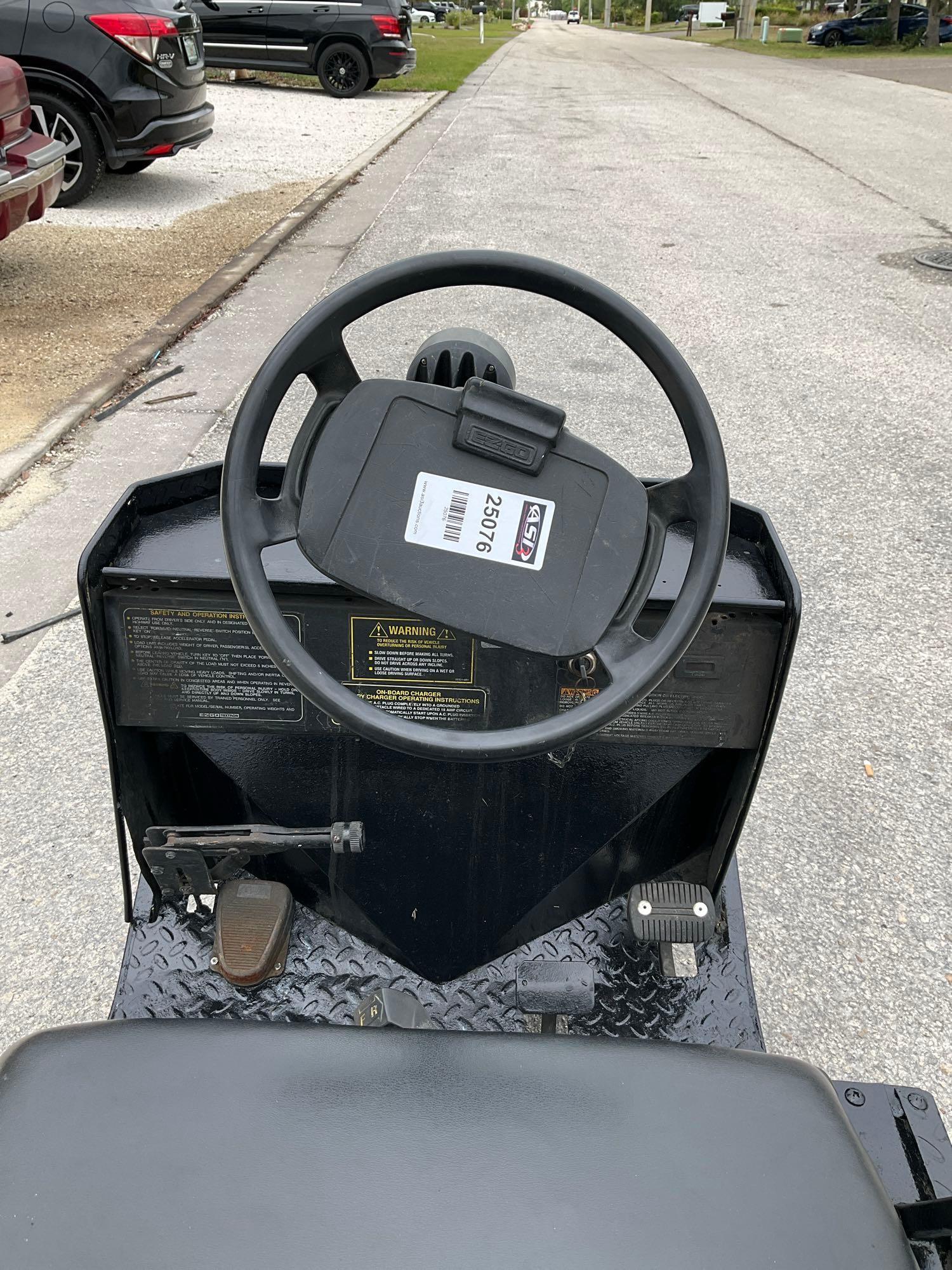 EZGO TEXTRON XI-835S, ELECTRIC, APPROX 24V, NEW BATTERY, APPROX RATED CAPACITY 550LBS, BILL OF SALE