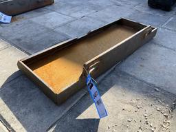 UNUSED 2025 MOUNTING PLATE FOR MINI SKID STEER, APPROX 24in W