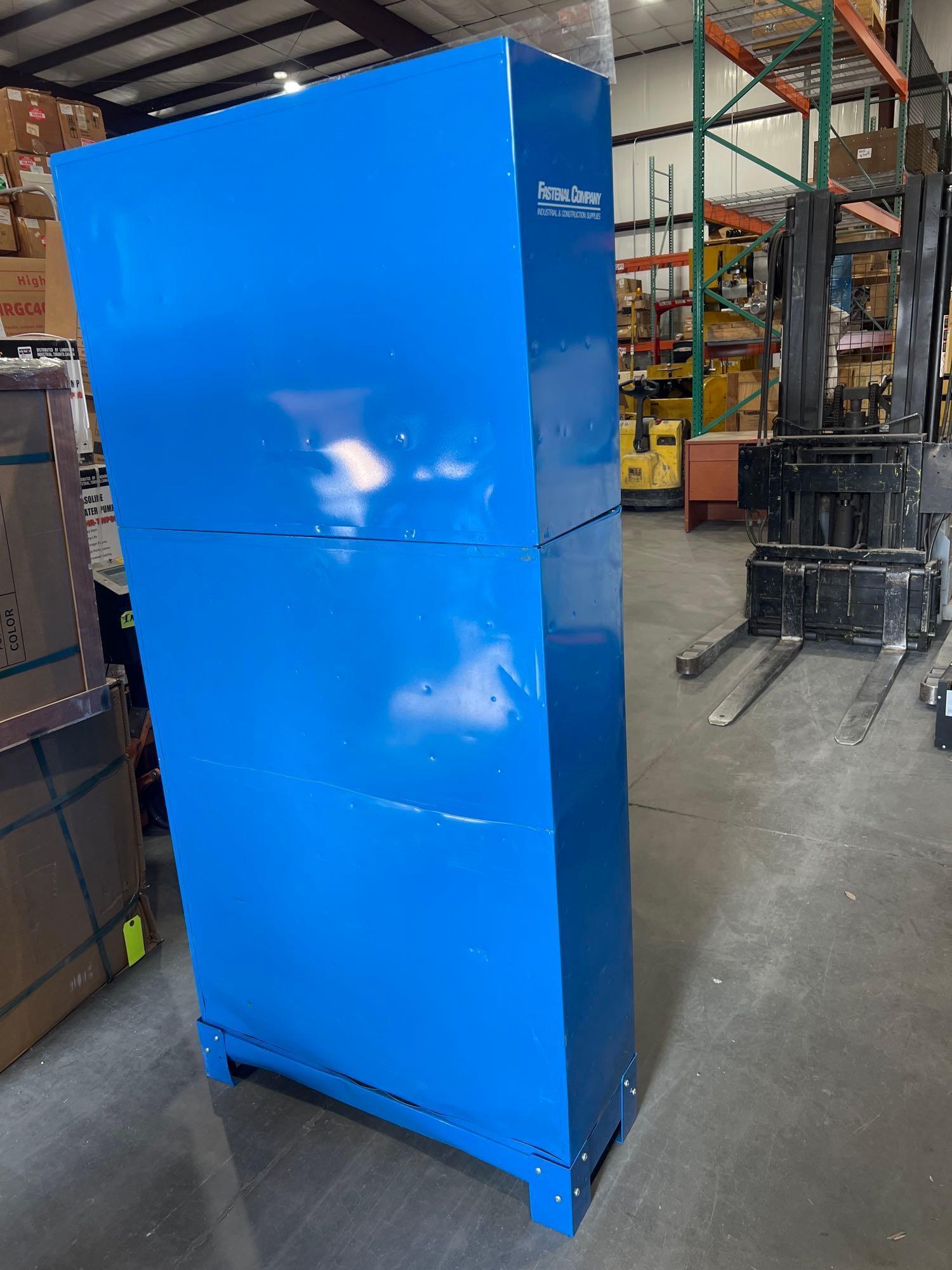 ( 2 ) FASTENAL METAL INDUSTRIAL PARTS BINS; APPROXIMATELY 34 IN L X 12 IN W X 72 IN T; CONTENTS